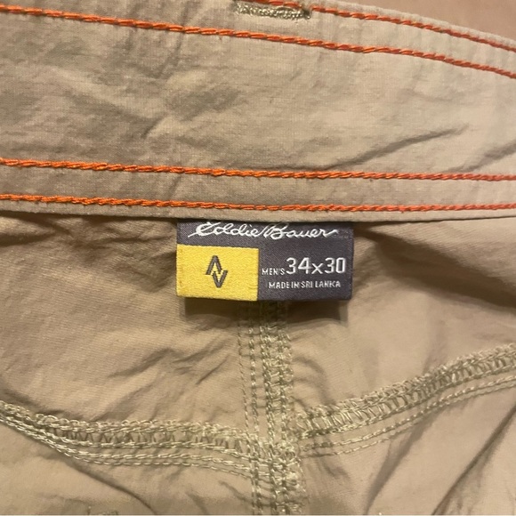 Eddie Bauer Men's Tan Cargo Shorts - Picture 4 of 10